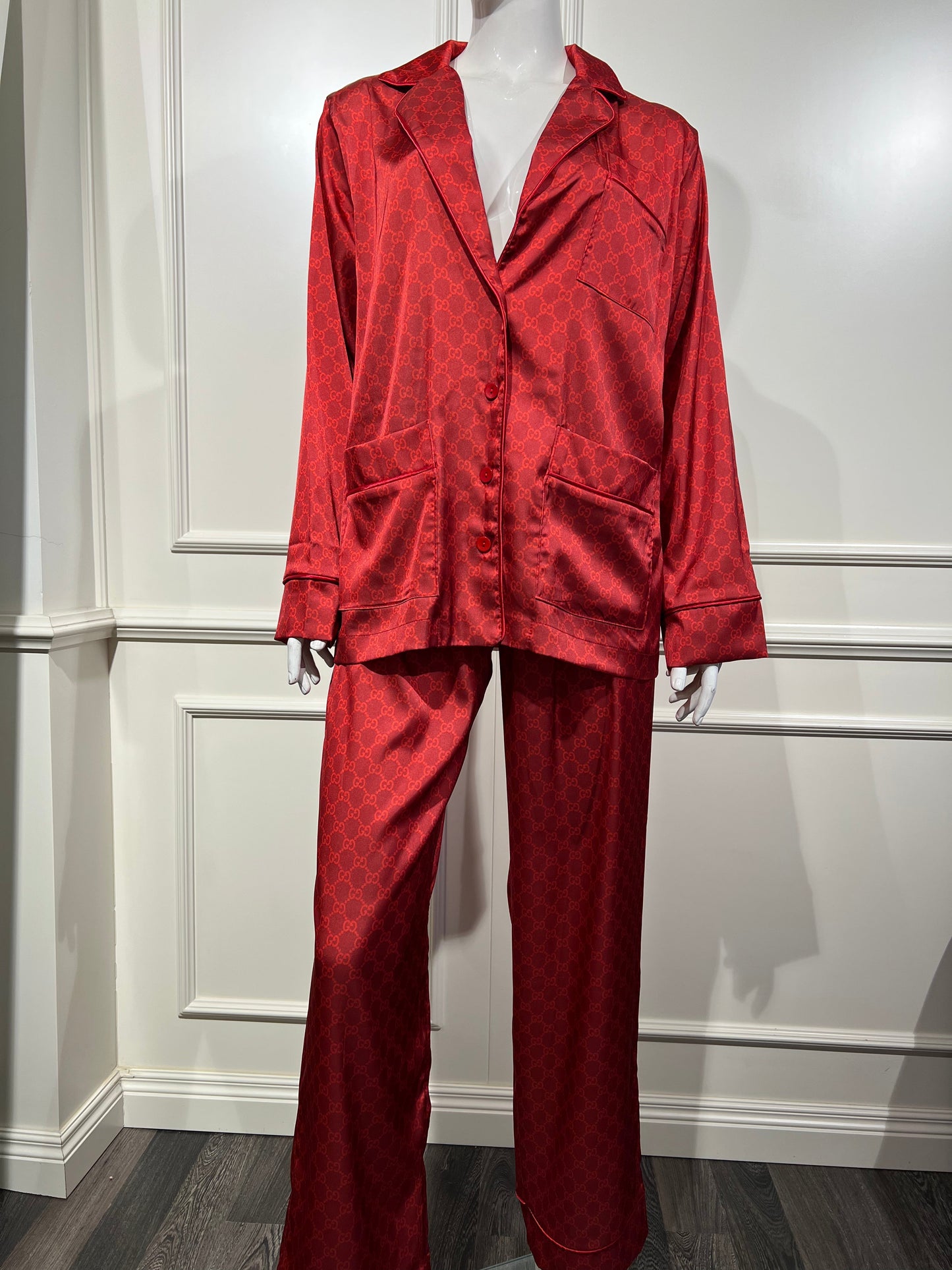 KIM RED SILK PIJAMA + ROBE