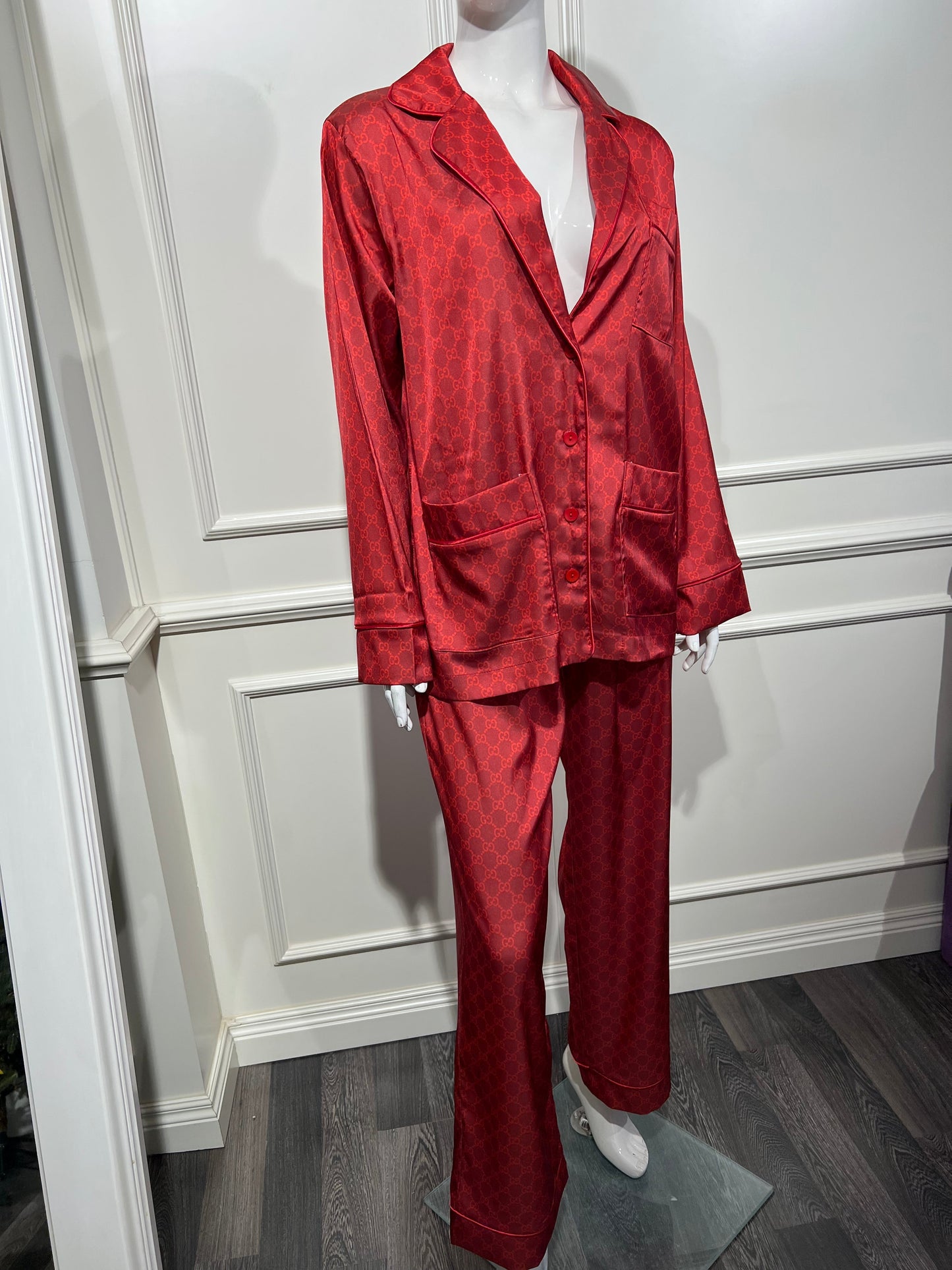 KIM RED SILK PIJAMA + ROBE